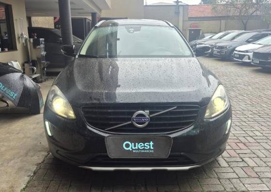 VOLVO XC60 2.0 T5 MOMENTUM GASOLINA 4P AUTOMÁTICO VOLVO XC60 2.0 T5 MOMENTUM GASOLINA 4P AUTOMÁTICO